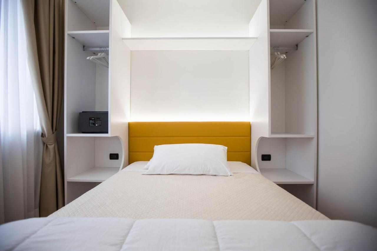 Hotel Palazzo Bello - Nuova Gestione เรกานาติ ภายนอก รูปภาพ